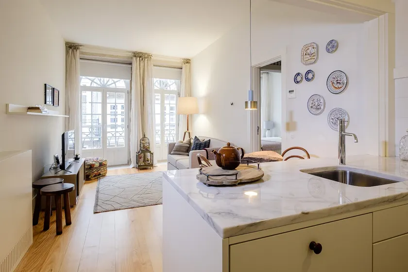 BOUTIQUE Rentals-Flores Plaza in city historical center - Image 1