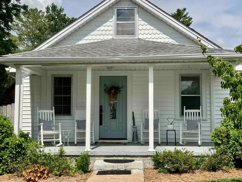 The Olde Springhouse - Downtown, Abingdon - Image 1