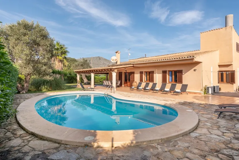 YourHouse Can Escandeu - Image 1