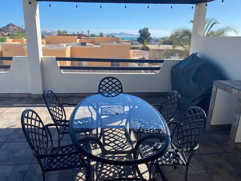 NEW FULLY FURNISHED VACATION HOUSE - Image 1