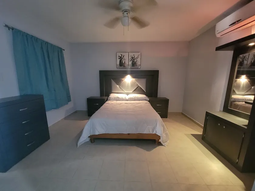 Excellent apartment and comfortable - Image 1