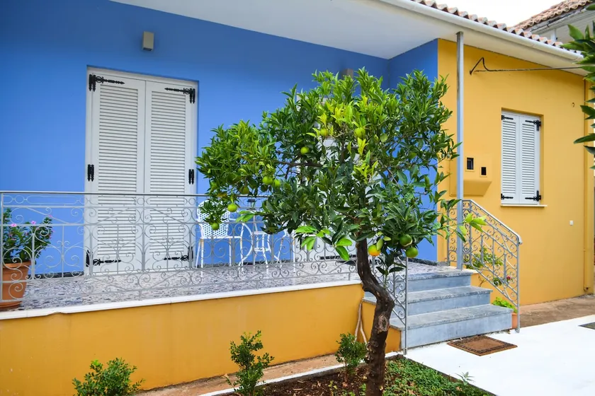 Anna's House - Image 1