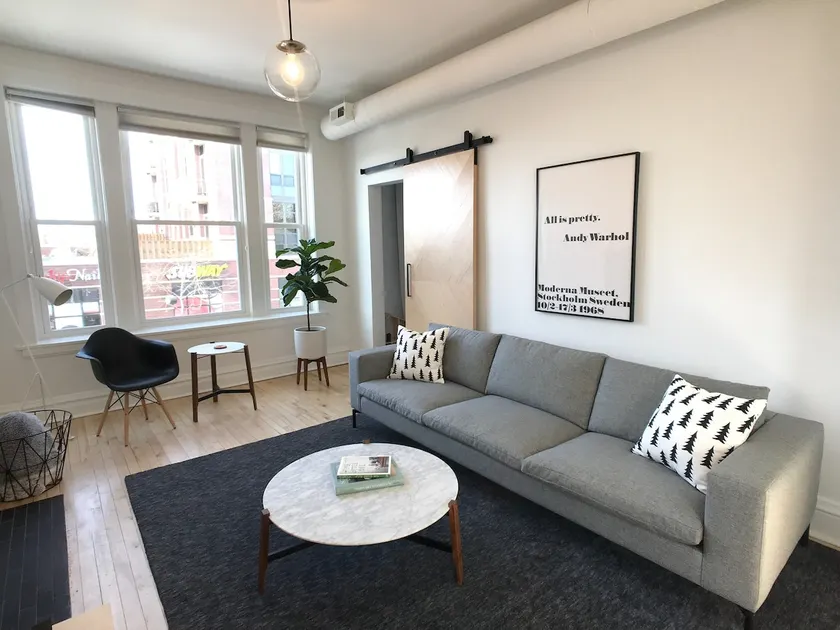 Amadeus Stay - Hip Central 3bdrm Apt +Free Parking - Image 1