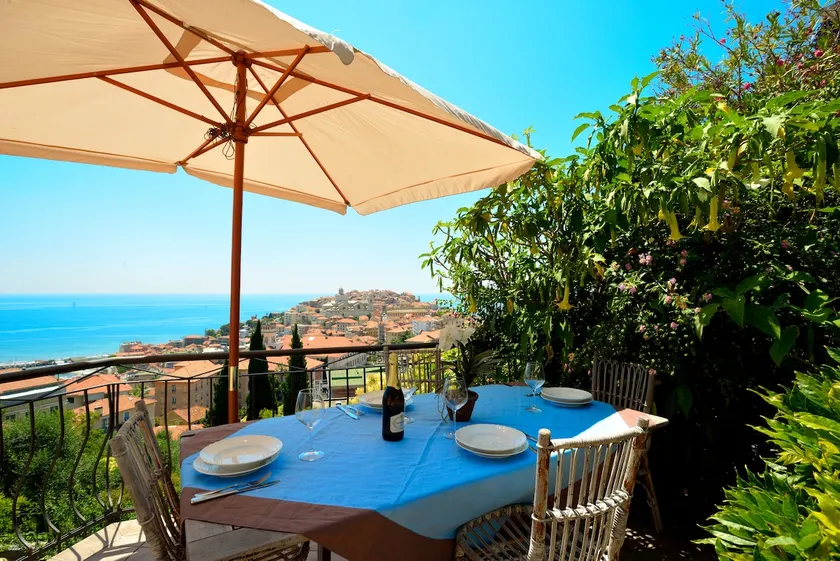Villa Sole: sea view, Wi-Fi and private parking - Image 1