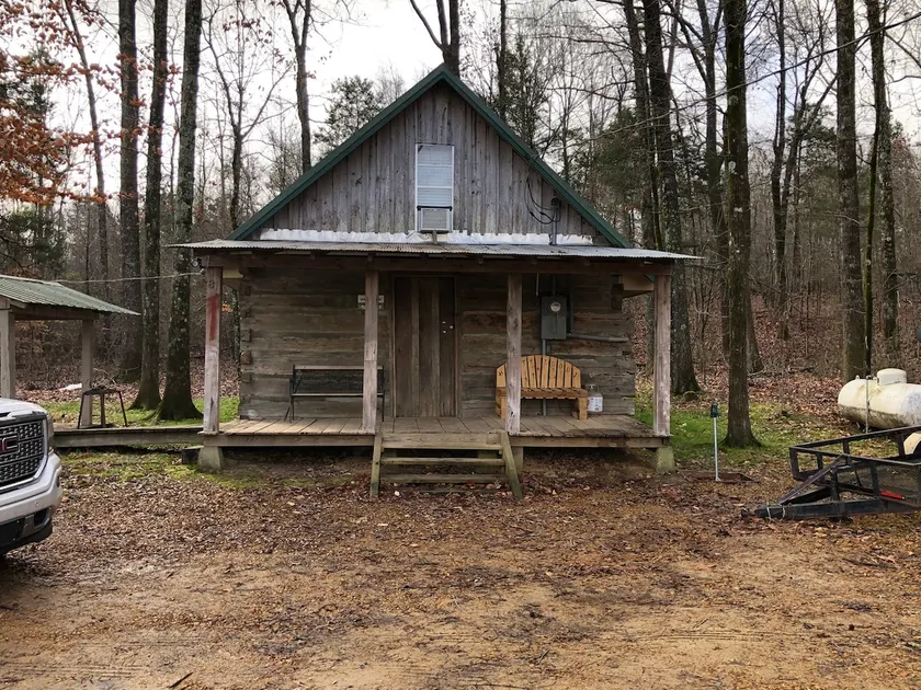 RedGrass Cabin - Image 1