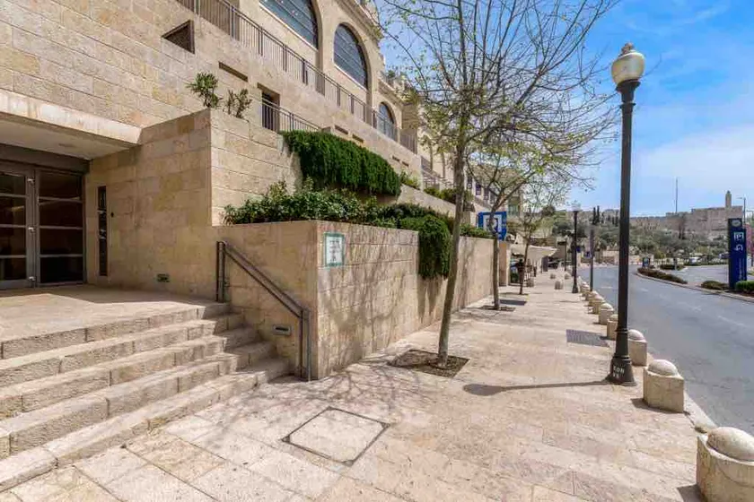 Spectacular 375 SQM at Mamilla Mall - 4 bedroom - Image 1