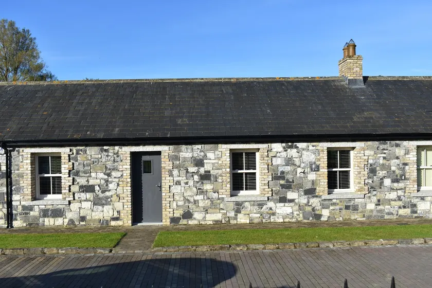 Alensgrove Cottages #10 - Two-Bedroom Cottage - Image 1