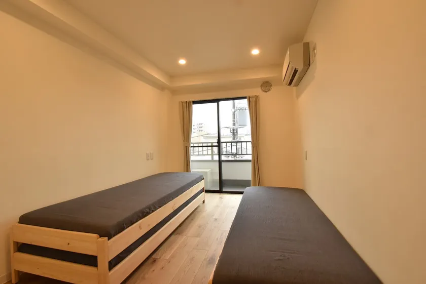 Enzo Tokyo 2-3 bedroom apartment a303 - Image 1