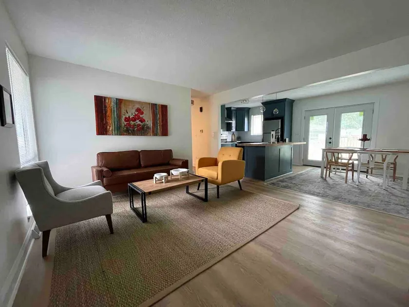 Stylish 2BR Near hwy/ Advent Health/Downtown OP - Image 1