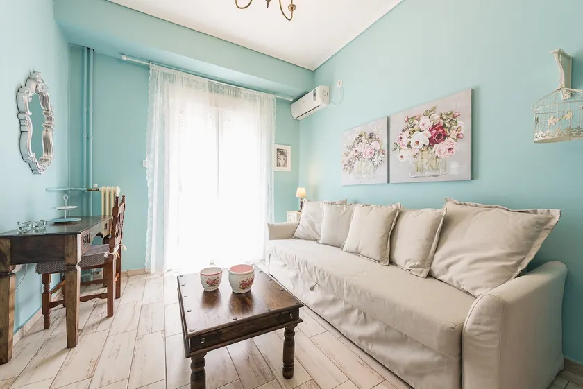 Stylish apartment in Acropolis - Image 1
