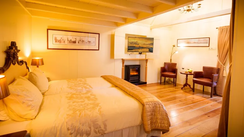Cerca de Amsterdam, casa de huéspedes de lujo con cocina, jacuzzi y sauna - Image 1