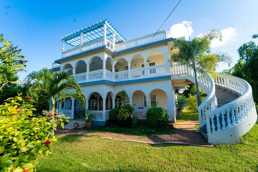 Vacation Rental Coral Spring, Falmouth JAM 8 BDRM - Image 1