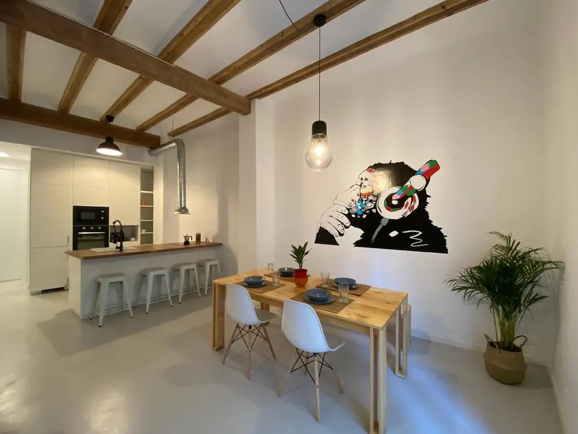 Banksy´s Retreat - Image 1