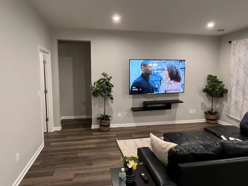 3BR House with Modern Furnishing. New Construction - Image 1