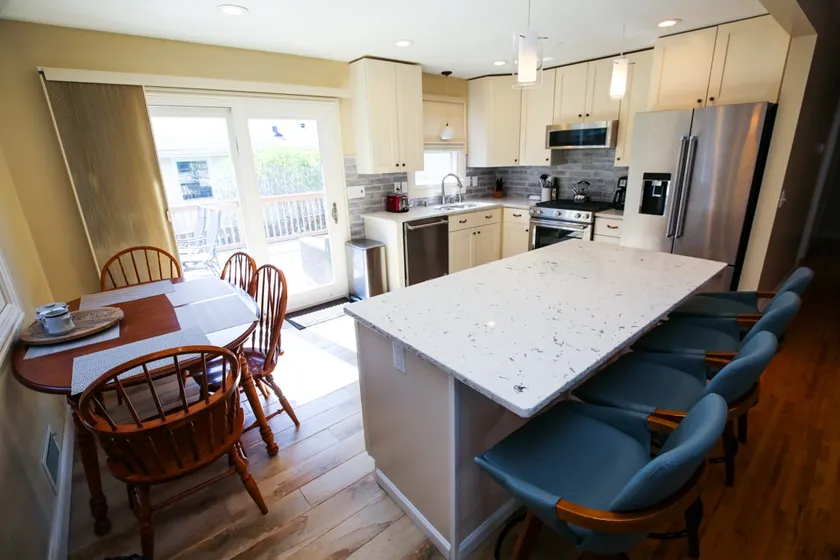 Spacious 5BR3BA home in NE Arts District - Image 1