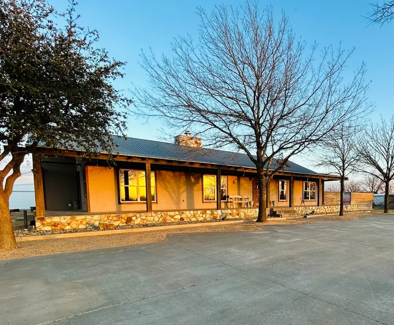 Big Country Rustic Retreat 16 - Image 1