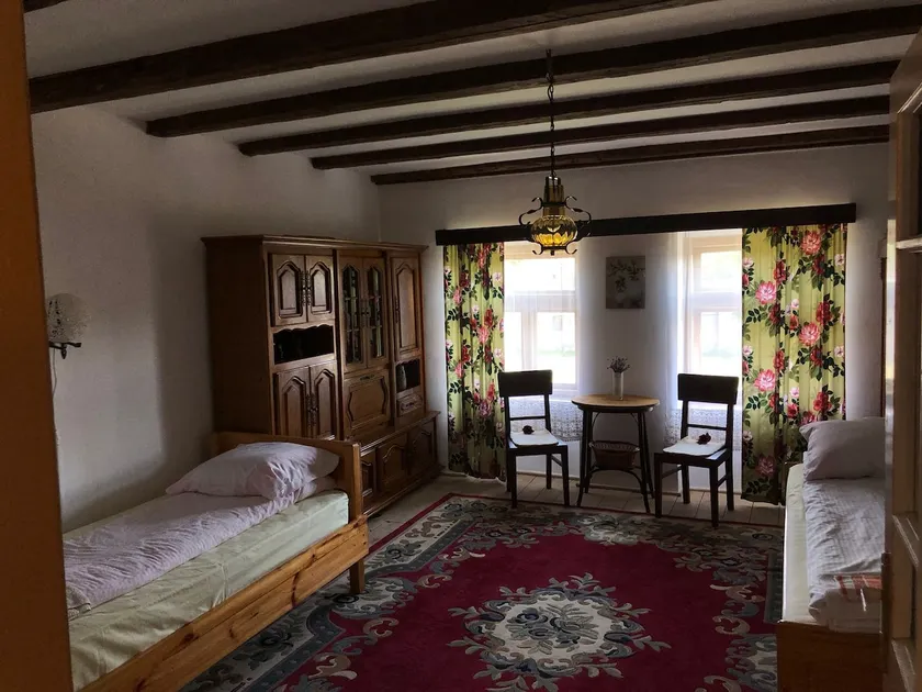ViscriFacilities Accommodation Raluca - Image 1