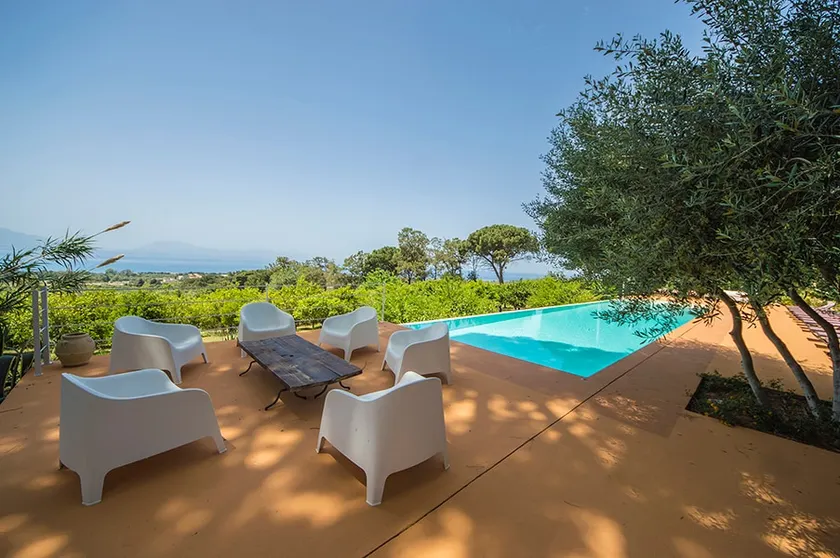 Strelizie House Countryside Sea Shared Pool - Image 1