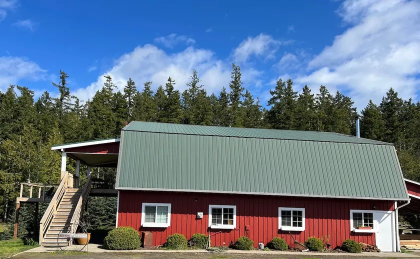 The Barn Apartment at Raspberry Ridge Farm - Image 1