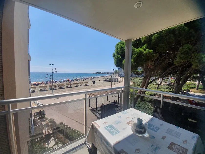 Pineda Beach 221 1st sea line, TARRAGONA - Image 1