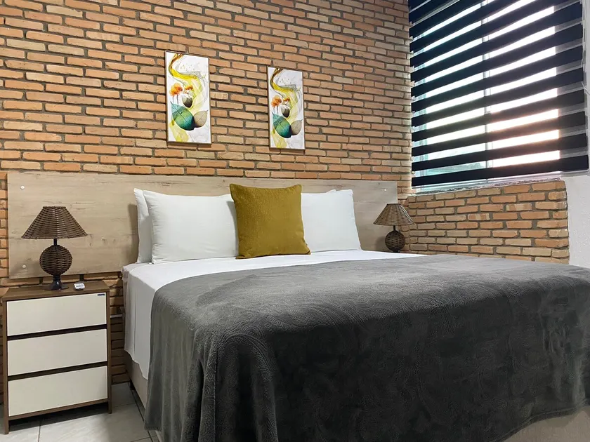 B & A Suites Inn Flats - Apartamento 14 - Image 1