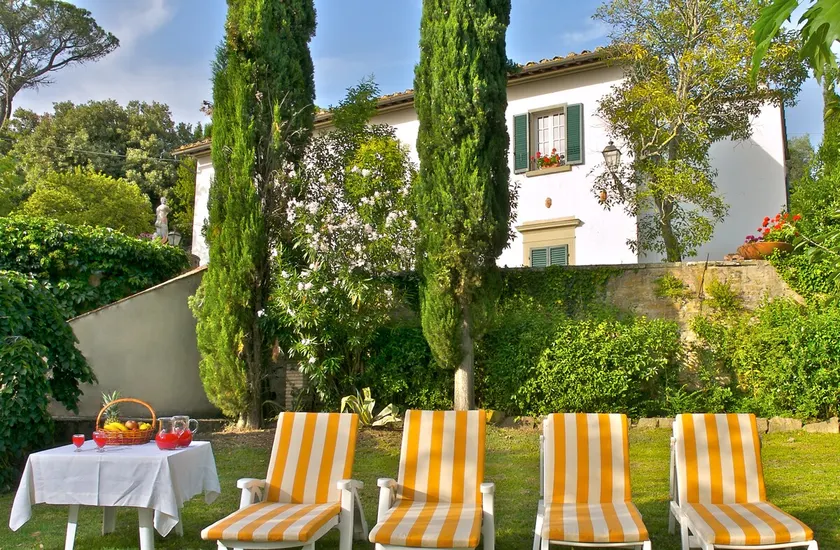 Idyllic Villa in Cortona with Swimming Pool - Image 1