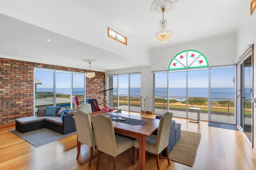 Bayfront Bliss with Spa, Views and Fire - Image 1