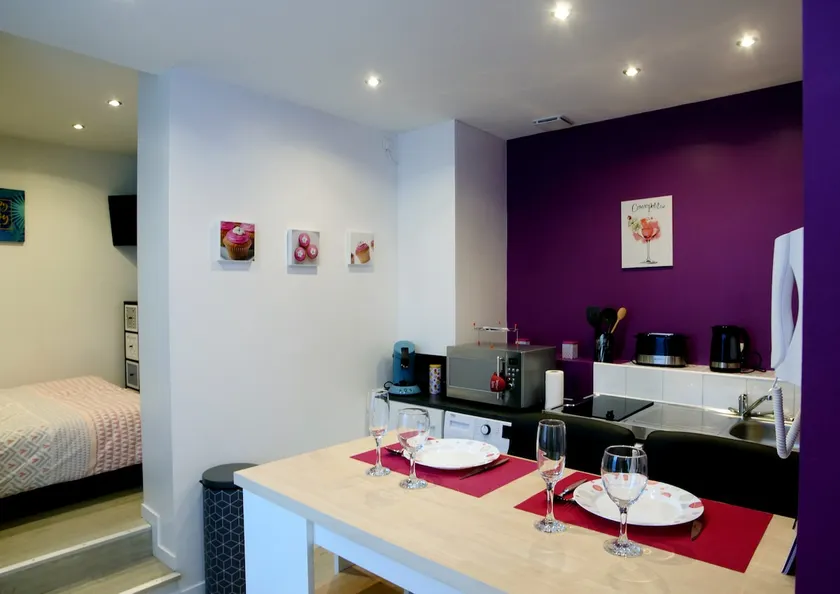 Valenciennes Comfort Studio Wifi, Netflix - Image 1