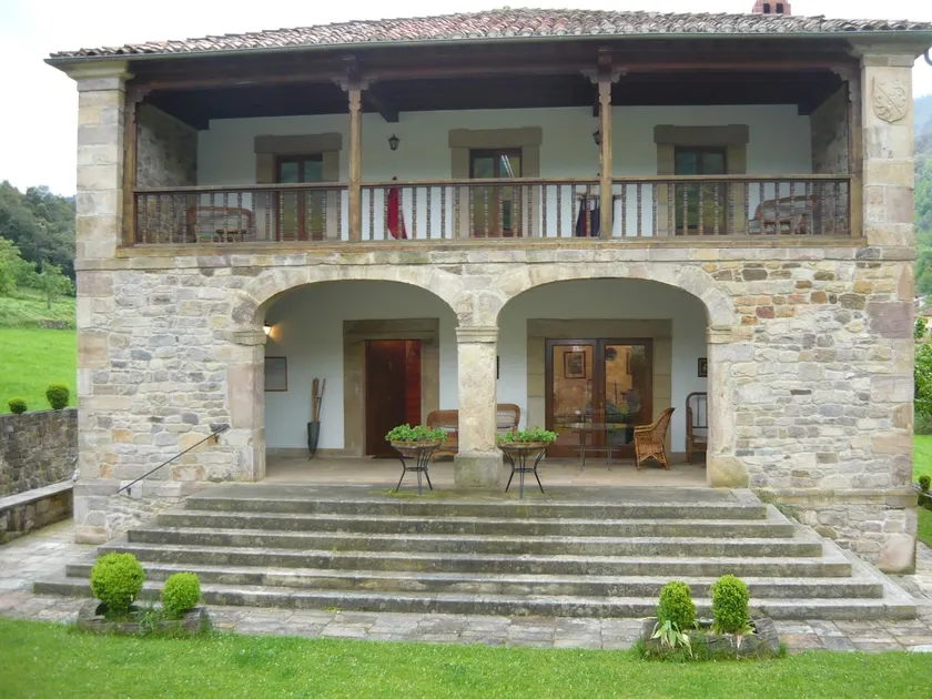 Villa San Pelayo. Potes (5 Km). Picos de Europa - Image 1