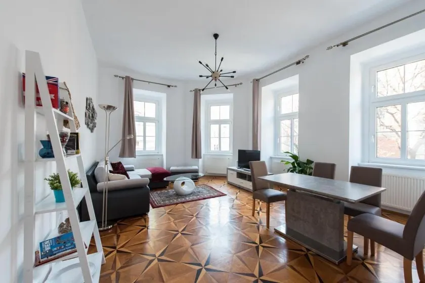 Belvedere Central Apartment - Image 1