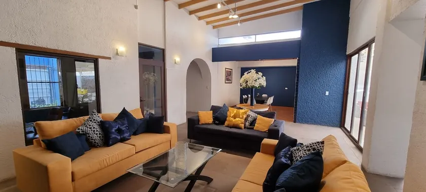 Central Boutique Quinta - Couples or Families - Image 1
