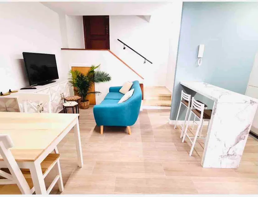 Pontevedra Apartments - Peregrina Family Suite - Image 1