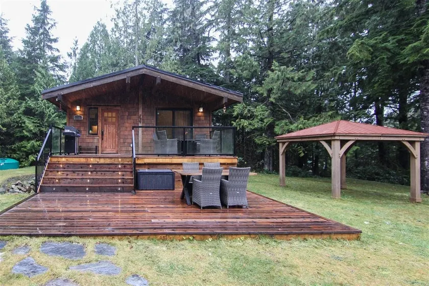 Tranquility Cottage - Image 1