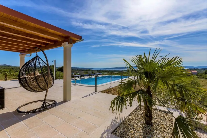 Island Brac Holiday House with Private Pool - Image 1
