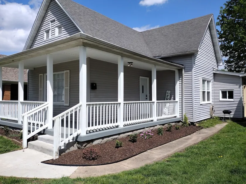 Beautiful location for your needs! - Image 1