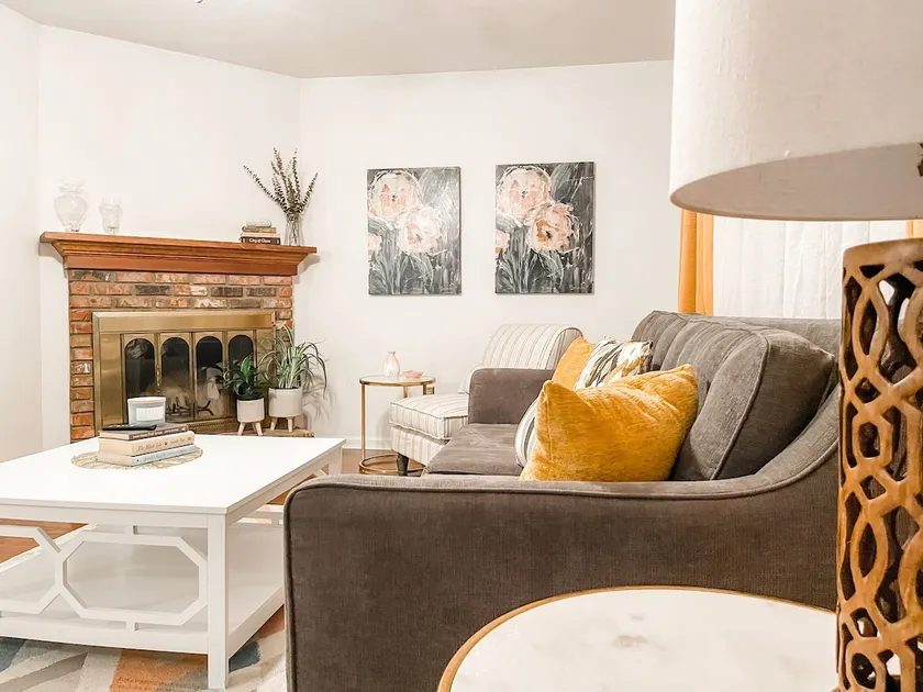 Tally Town Gem: 2BR/2BA Townhome, Sleeps 6! - Image 1