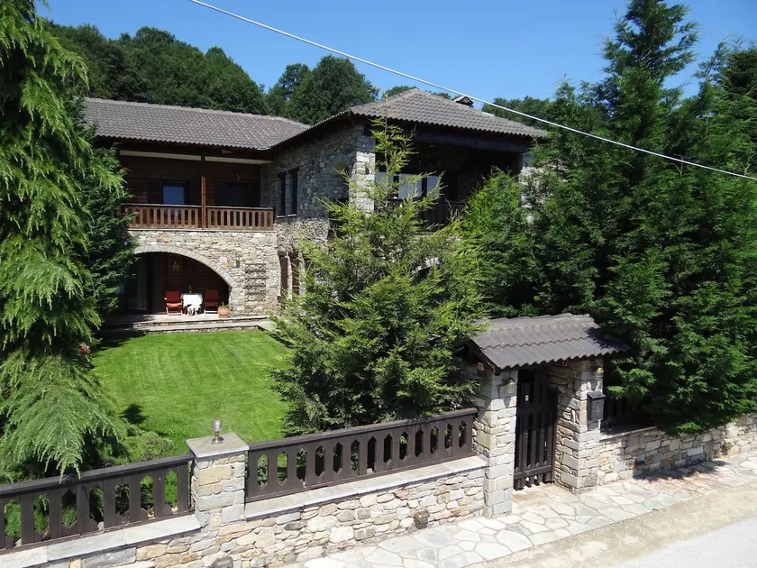 Villa Ria - Image 1