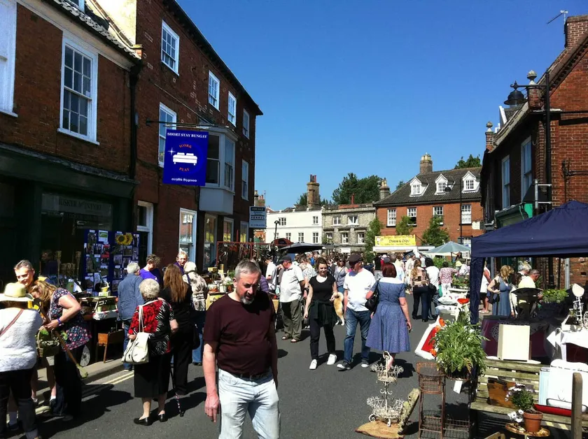 Short Stay Bungay - Image 1