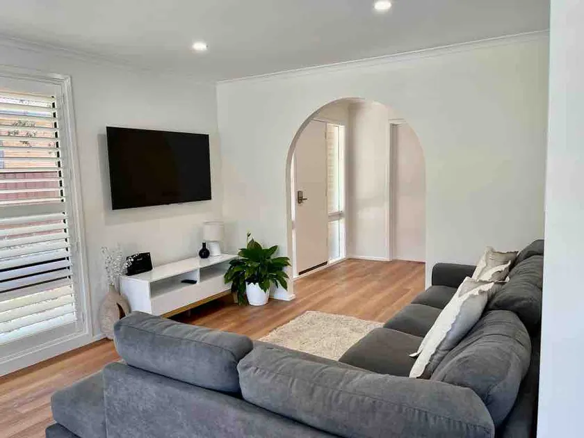 Mollymook Beach Bungalow - Image 1