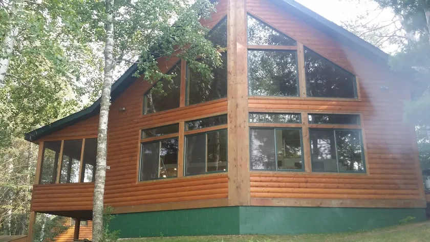 Readys hidaway retreat with pontoon/available - Image 1