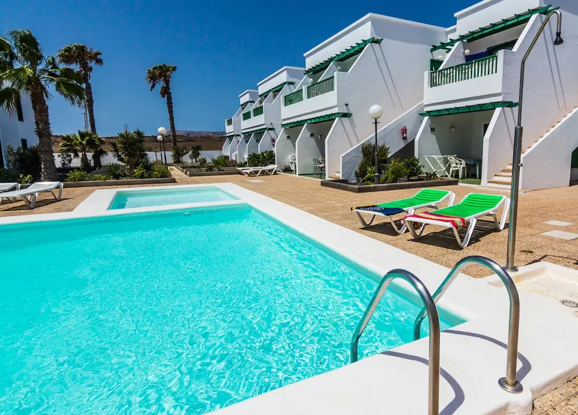 Homerez - Lejlighed i Tías med pool - Image 1