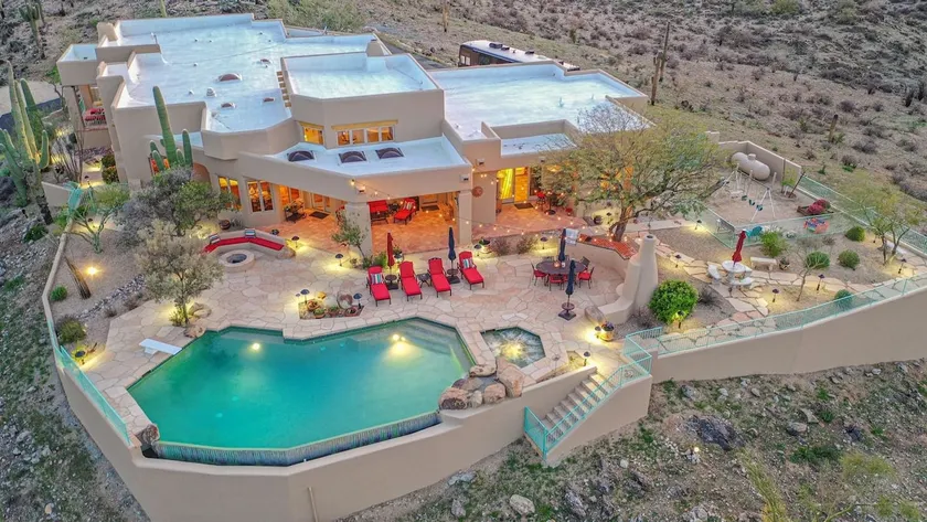 DD Ranch with Amazing Views! - Image 1