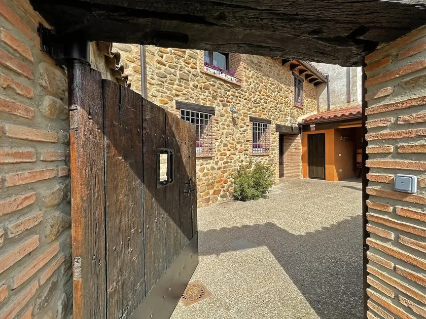 La Casona de Aldealobos - Image 1