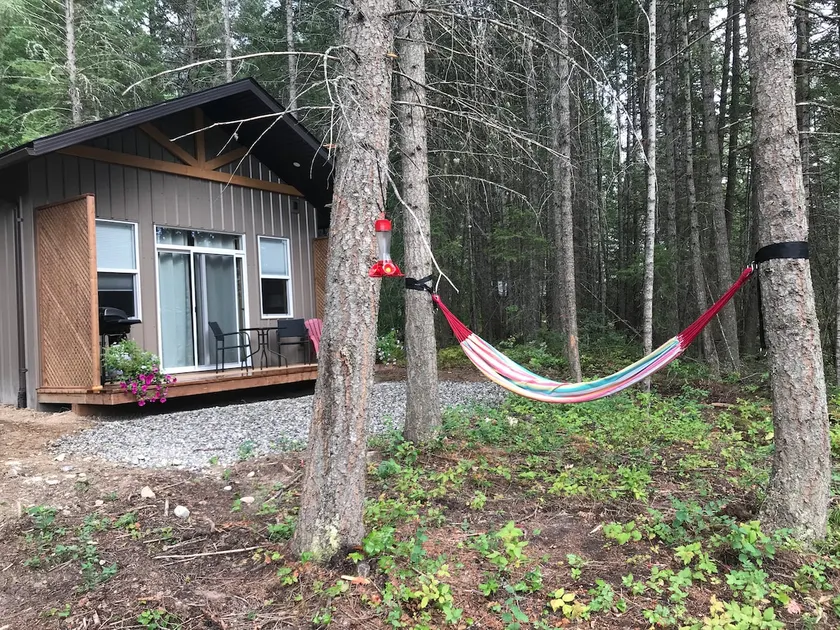 White Pine Cabin ~ King Bed Kitchenette - Image 1
