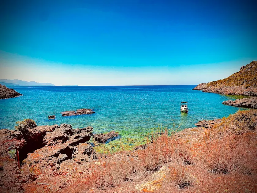 Velonas Beach mpakas country cottage ,Steps to the Sea - Image 1