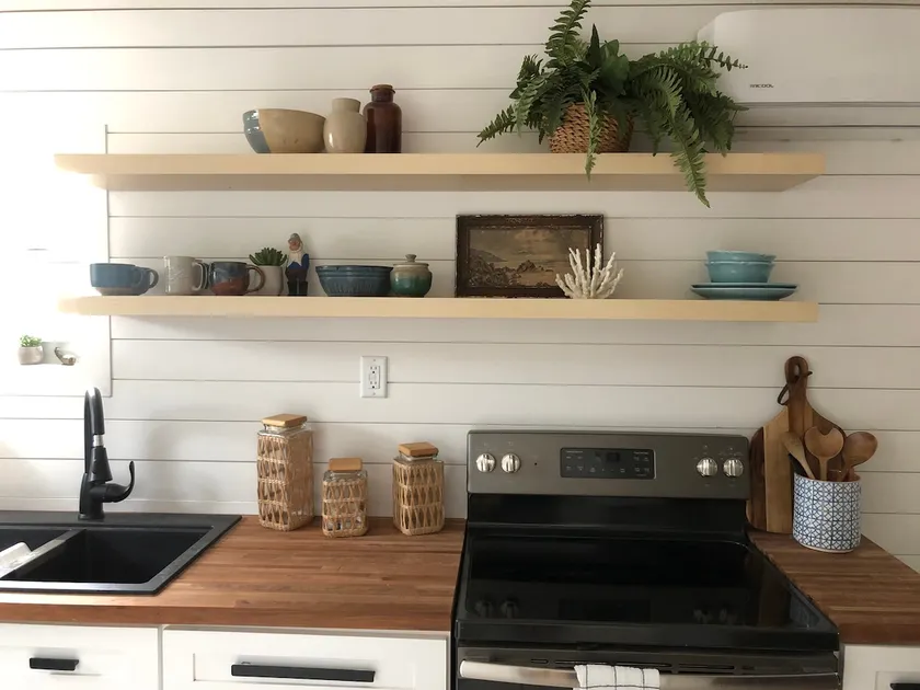 Tiny House three blocks from beach! - Image 1