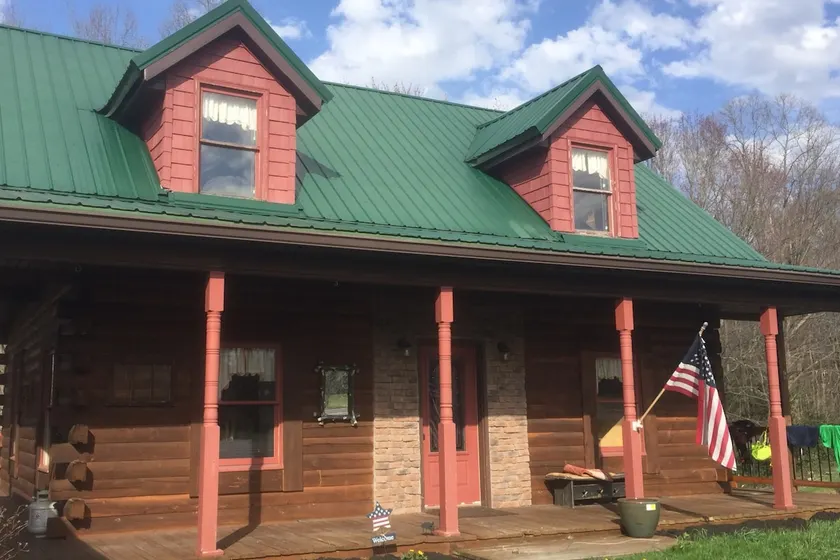 Country Cabin - Image 1
