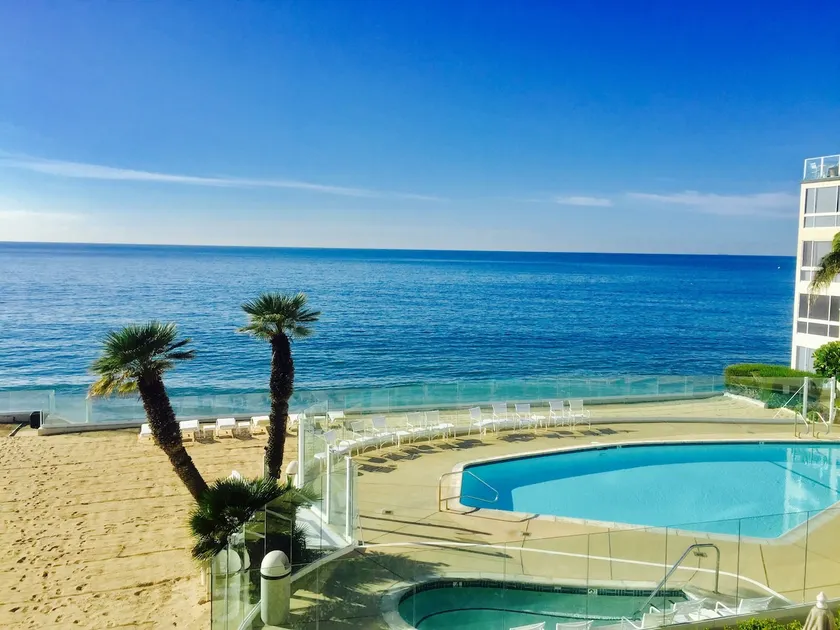 Newly Renovated Oceanfront Carbon Beach Escape - Image 1