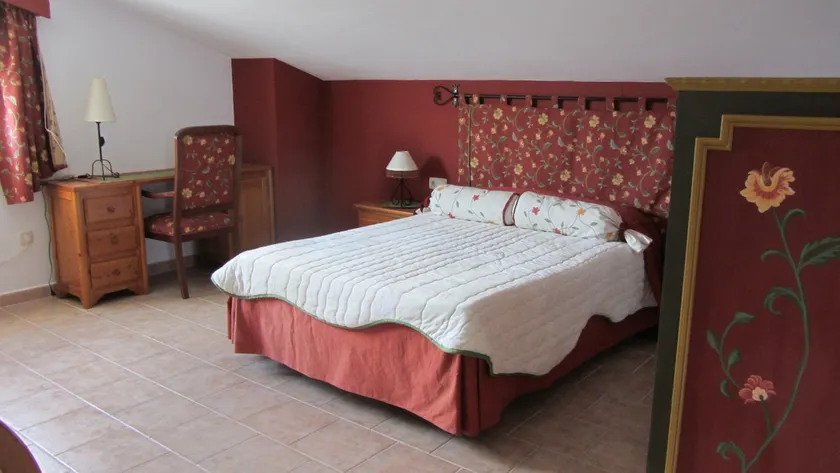 Nieves Apartments, Olivo Apartment - Image 1
