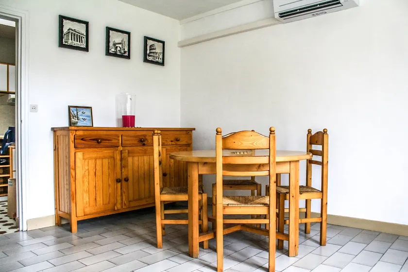independent house for rent for weekend or more - Image 1